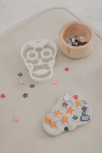 Load image into Gallery viewer, White Air Drying Clay - 500g