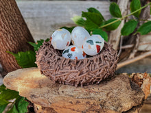 Load image into Gallery viewer, Beadie Bird Nest