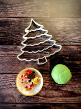 Load image into Gallery viewer, Make Your Own Christmas Tree Kit NEW - PRE-ORDER