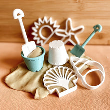 Load image into Gallery viewer, Bucket & Spade Set - White