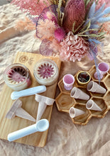 Load image into Gallery viewer, Icecream Shop - Double Scoop Kit
