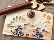 Load image into Gallery viewer, Stegosaurus Bio Cutter