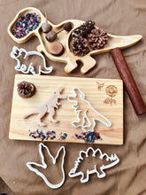 Load image into Gallery viewer, Dinosaur Foot Print Bio Cutter