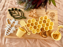 Load image into Gallery viewer, Mini Honeycomb Bio Tray