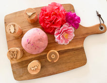 Load image into Gallery viewer, Wooden Garden Stamps