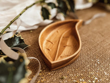 Load image into Gallery viewer, Wooden Mini Leaf Tray