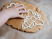 Load image into Gallery viewer, Honeycomb Bio Cutter
