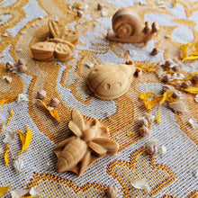 Load image into Gallery viewer, Beadie Buddies Bundle - Wooden Bugs