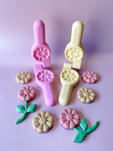 Load image into Gallery viewer, Flower Eco Press