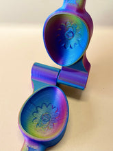 Load image into Gallery viewer, Eco Egg Press - Flowers - PRE-ORDER