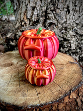 Load image into Gallery viewer, Pumpkin Cauldron - Mini
