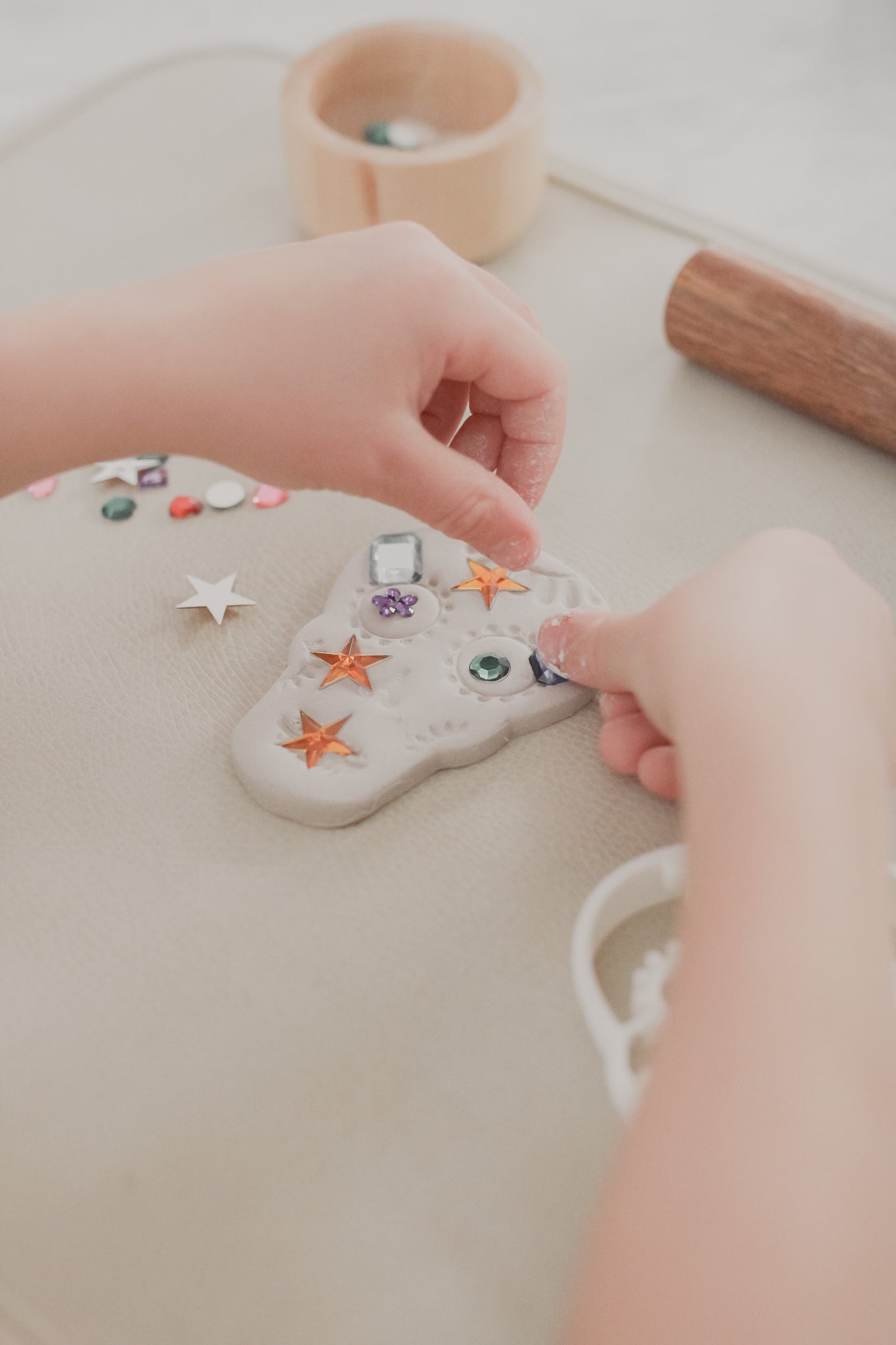 White Air Drying Clay 1kg – beadiebugplay - Main Image