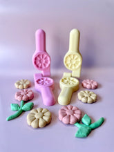 Load image into Gallery viewer, Flower Eco Press