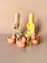 Load image into Gallery viewer, Duck Eco Press