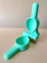 Load image into Gallery viewer, Eco Egg Press - Polka Dots - PRE-ORDER