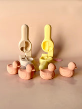 Load image into Gallery viewer, Duck Eco Press