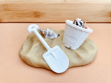 Load image into Gallery viewer, Bucket &amp; Spade Set - White