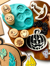 Load image into Gallery viewer, Wooden Halloween Stamps