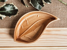 Load image into Gallery viewer, Wooden Mini Leaf Tray