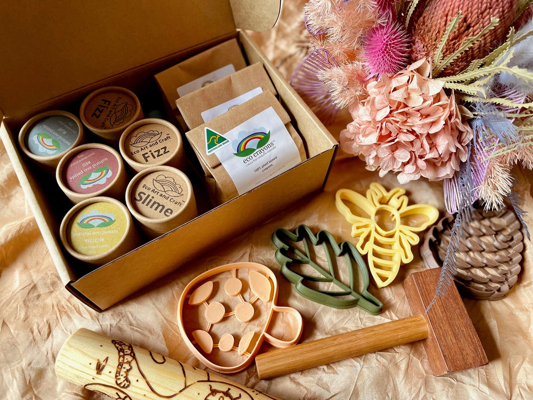 Eco Craft Kit: Eco Crayons, Paints, Slime, Fizz, Playdough & Tools